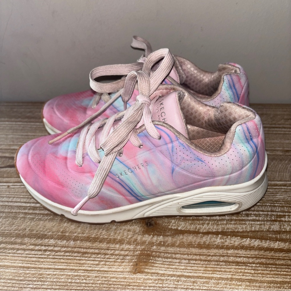 Skechers Girls Uno Gen1 Marble Sweetheart Sneaker